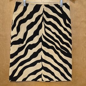 Isaac Mizrahi Black and Cream Corduroy Zebra Skirt